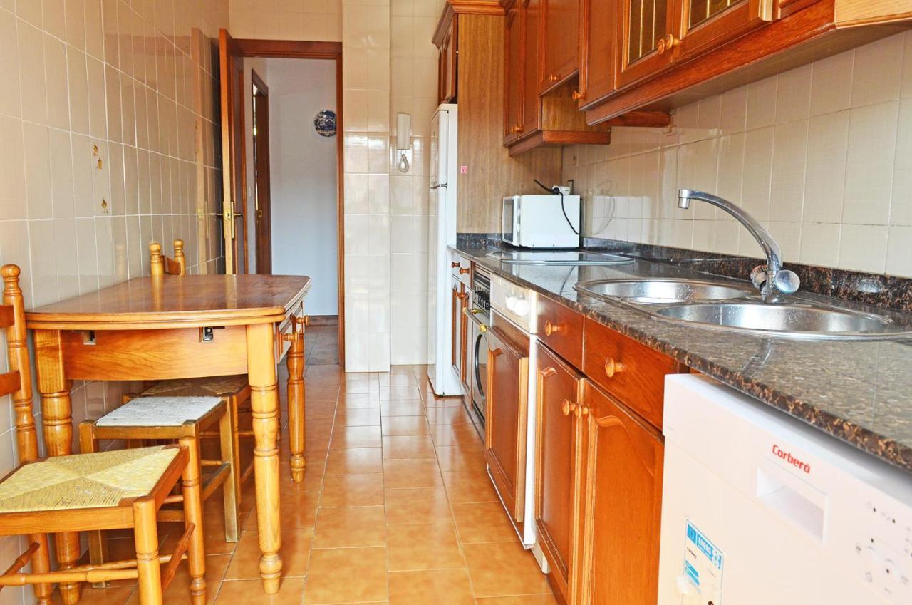 Apartamento El Corro: Con Parking En Pleno Centro De Comillas Exteriör bild