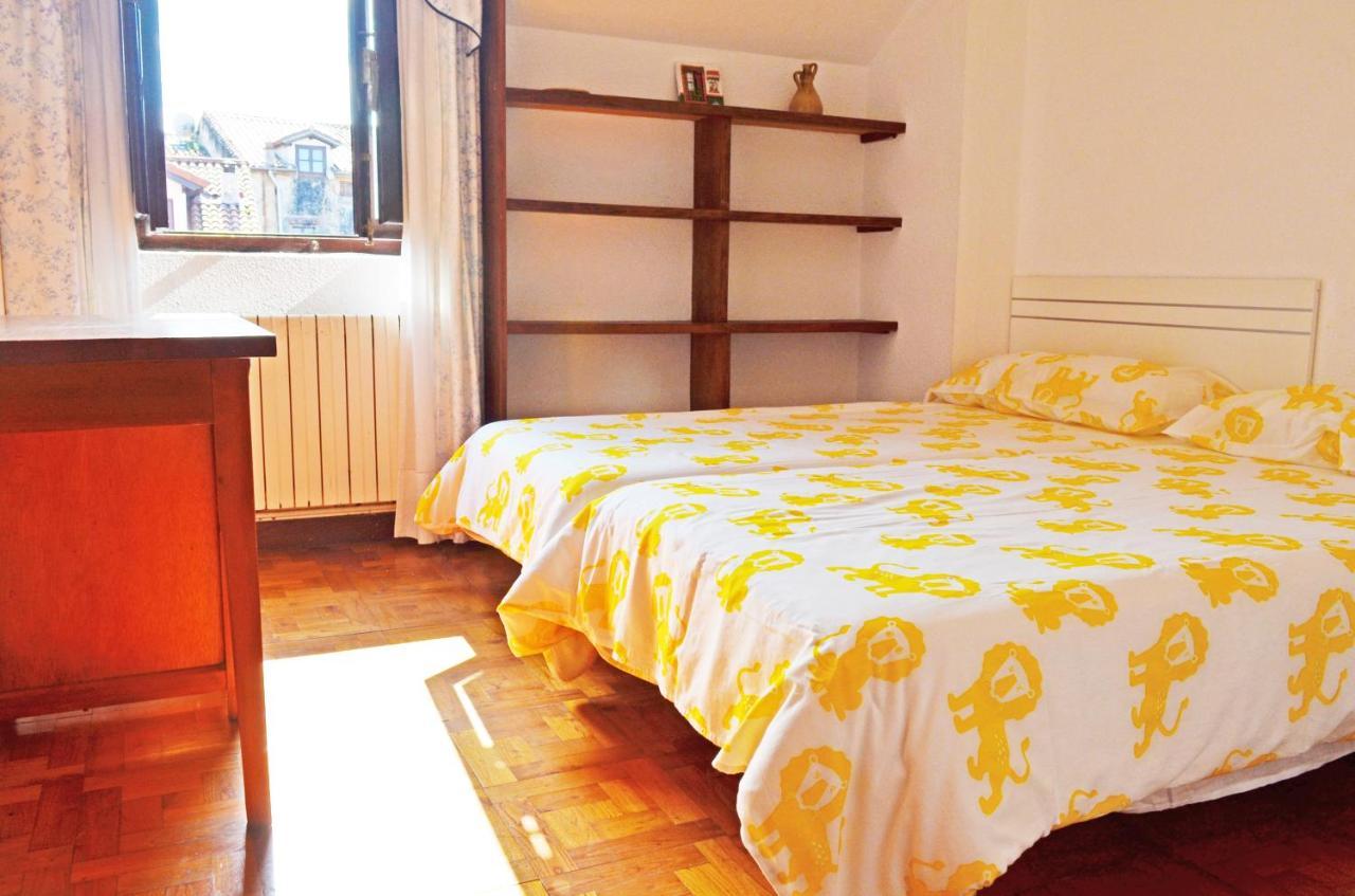 Apartamento El Corro: Con Parking En Pleno Centro De Comillas Exteriör bild