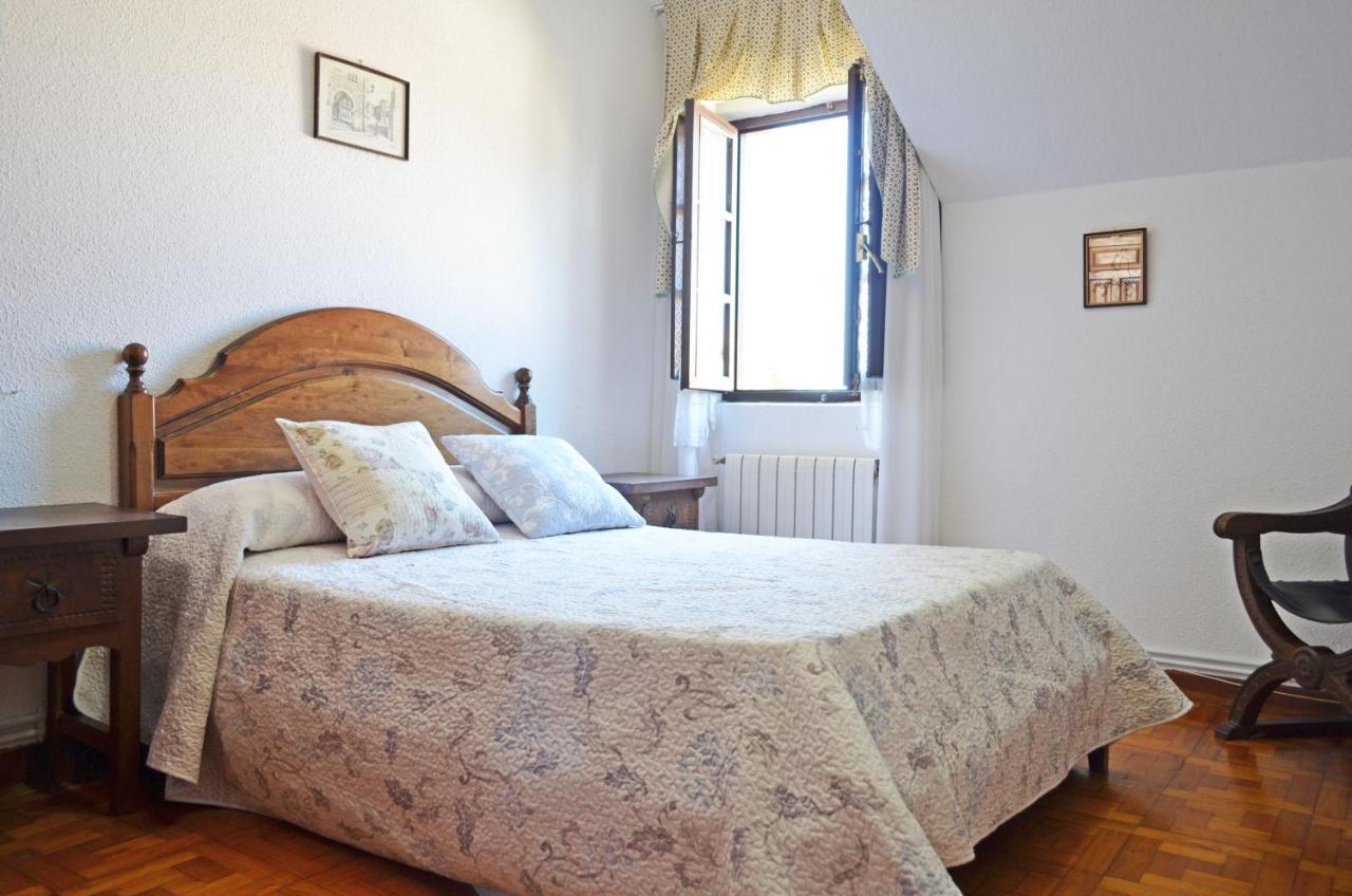 Apartamento El Corro: Con Parking En Pleno Centro De Comillas Exteriör bild